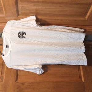 XL White Serengetee T-shirt with black & white  images
